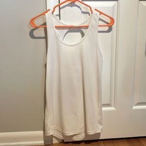 3️⃣ for $10 Zyia Active open twist bank scoop neck tank